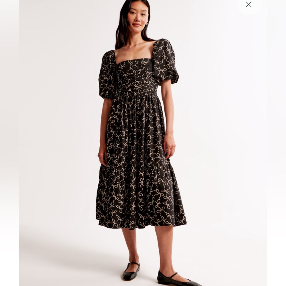 The A&F Emerson Poplin Puff Sleeve Midi Dress